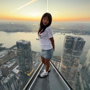 Meet your Posher, Elena